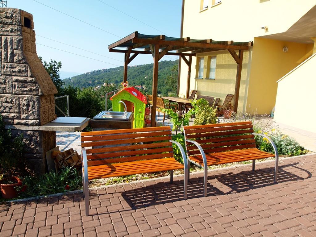 Apartments Jakov Матули Екстериор снимка