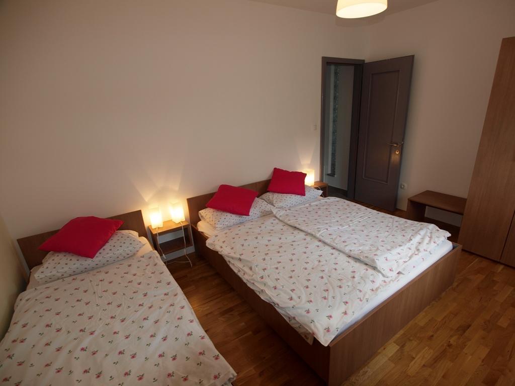 Apartments Jakov Матули Екстериор снимка