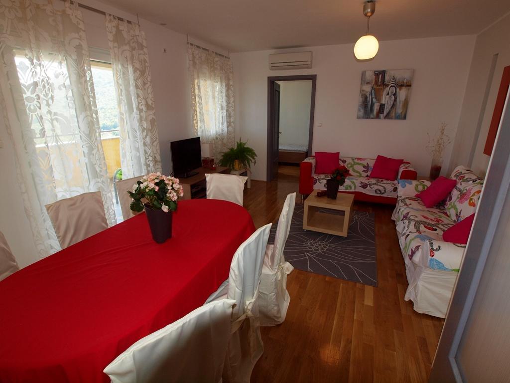 Apartments Jakov Матули Екстериор снимка