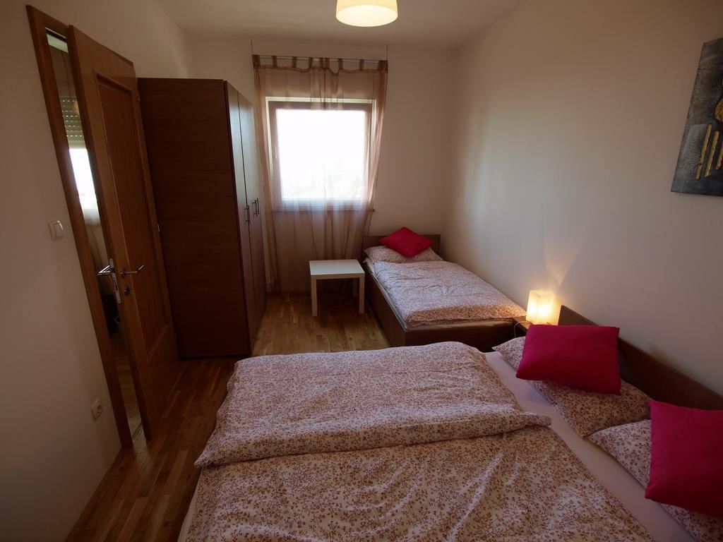 Apartments Jakov Матули Екстериор снимка