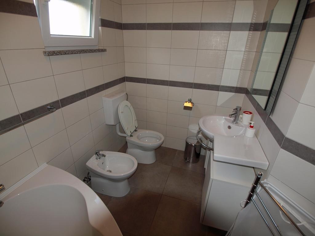 Apartments Jakov Матули Екстериор снимка