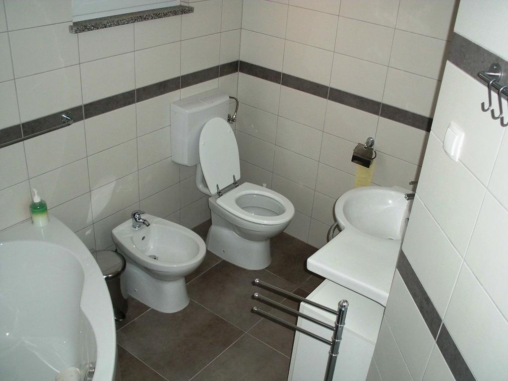 Apartments Jakov Матули Екстериор снимка