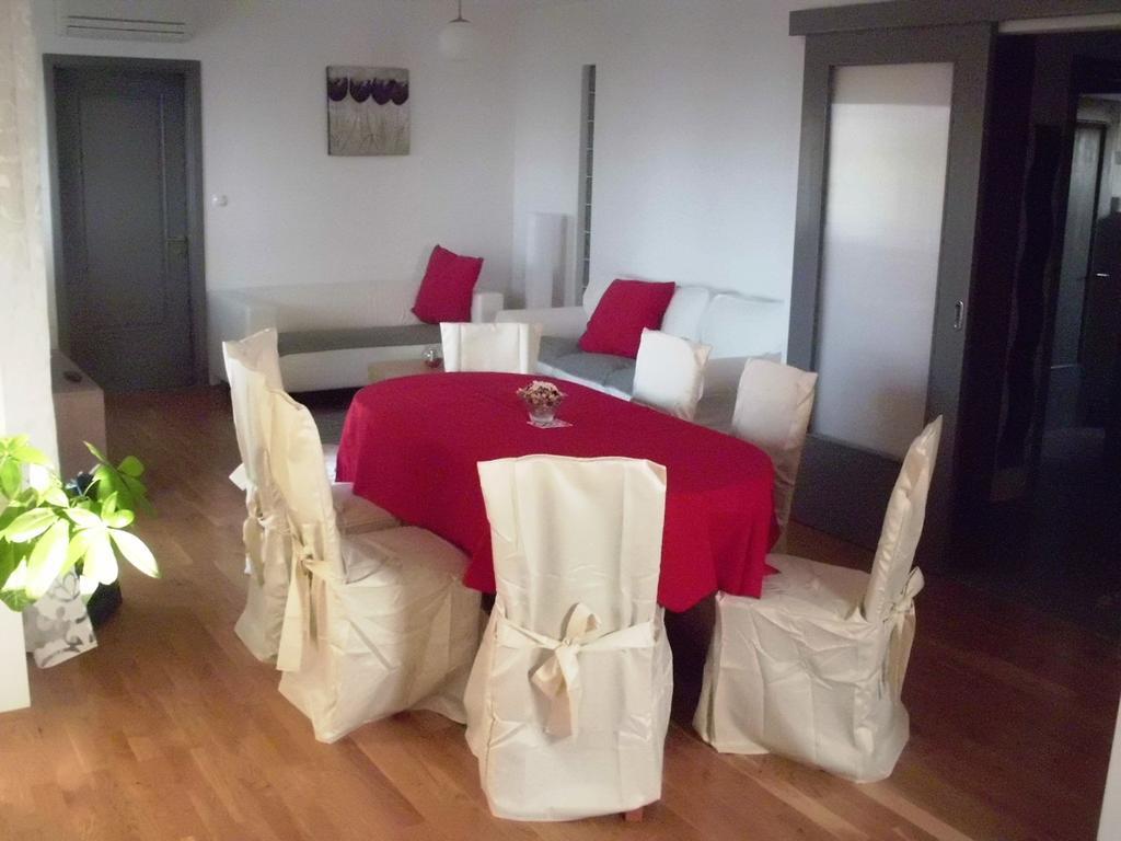 Apartments Jakov Матули Екстериор снимка