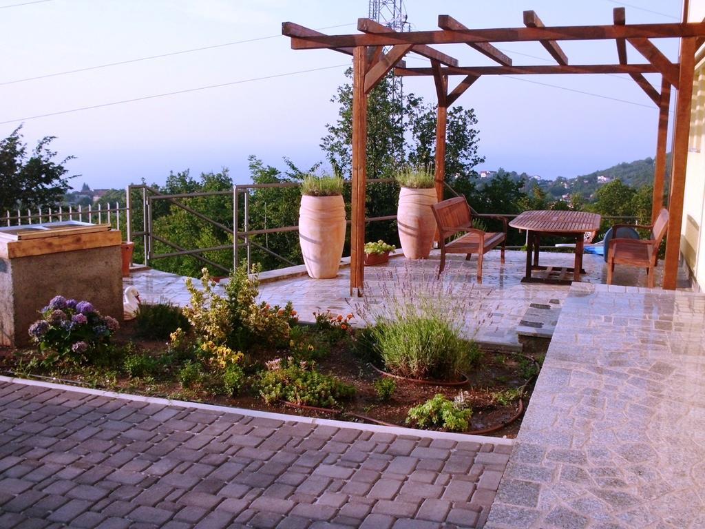 Apartments Jakov Матули Екстериор снимка